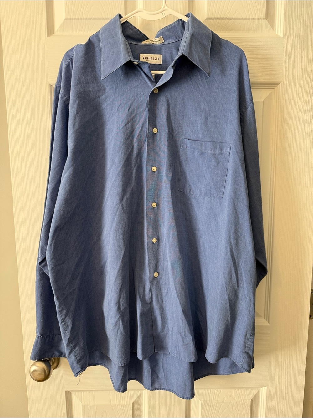 Men’s Van Heusen Men's Light Blue Long-Sleeve Dress Shirt